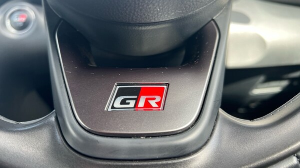 Used Toyota Yaris Cross 2023 for sale - 75652801: Photo 31