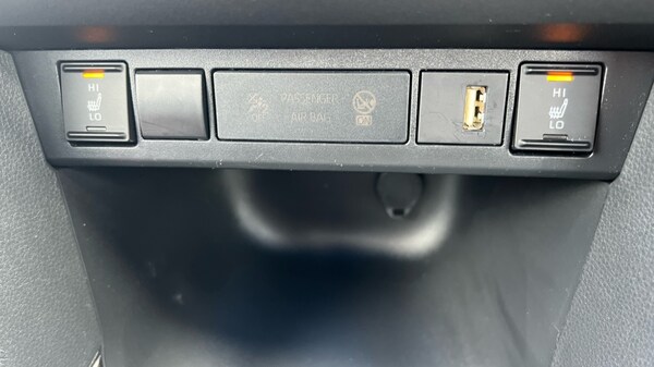 Used Toyota Yaris Cross 2023 for sale - 75652801: Photo 34