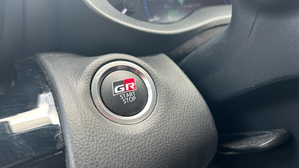Used Toyota Yaris Cross 2023 for sale - 75652801: Photo 68