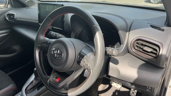Used Toyota Yaris Cross 2023 for sale - 75652801: Photo 9