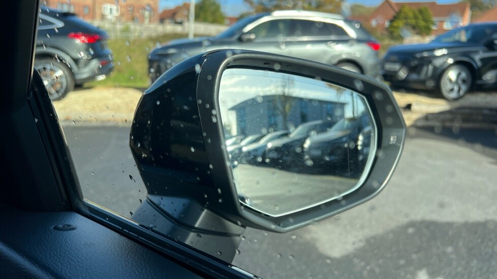 Used Audi Q3 2025 for sale - 76458937: Photo 32