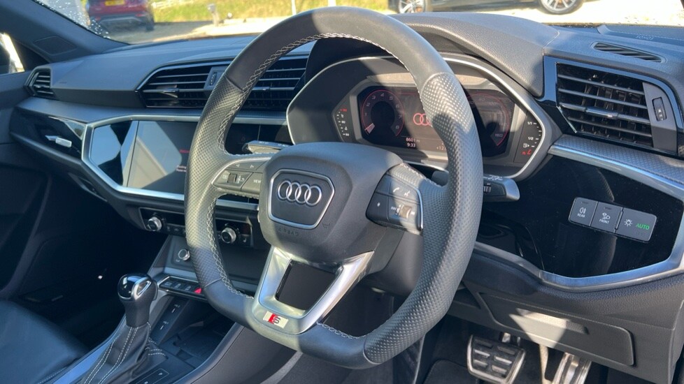 Used Audi Q3 2025 for sale - 76458937: Photo 6