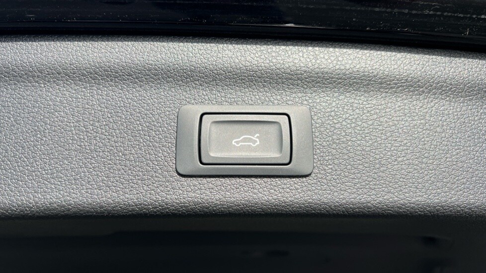 Used Audi Q3 2025 for sale - 76458937: Photo 70