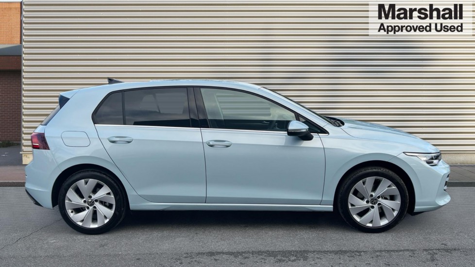 Used Volkswagen Golf 2025 for sale - 76586940: Photo 2