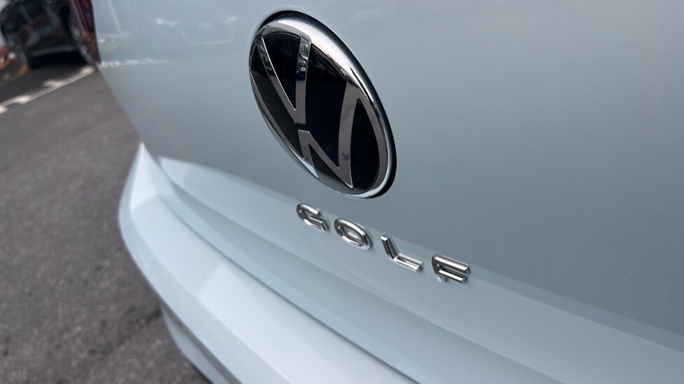 Used Volkswagen Golf 2025 for sale - 76586940: Photo 46