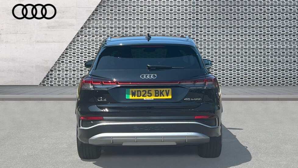 Used Audi Q4 e-tron 2025 for sale - 76096088: Photo 11