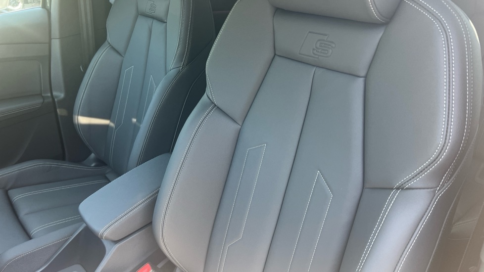Used Audi Q4 e-tron 2025 for sale - 76096088: Photo 17