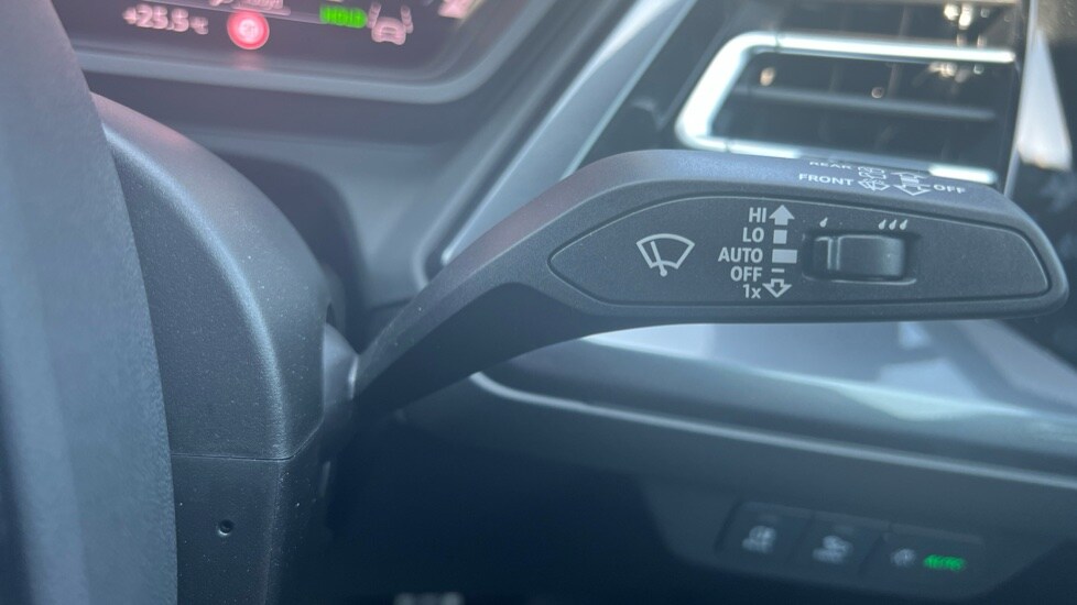 Used Audi Q4 e-tron 2025 for sale - 76096088: Photo 30