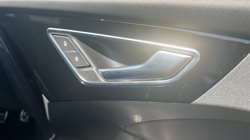 Used Audi Q4 e-tron 2025 for sale - 76096088: Photo 58