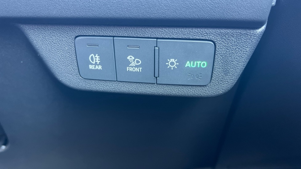 Used Audi Q4 e-tron 2025 for sale - 76096088: Photo 79