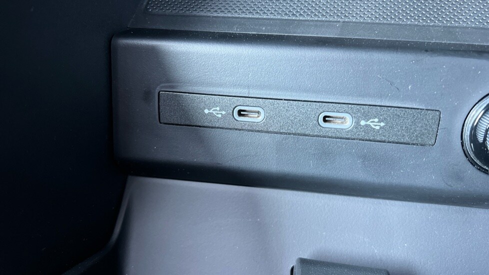 Used Audi Q4 e-tron 2025 for sale - 76096088: Photo 81