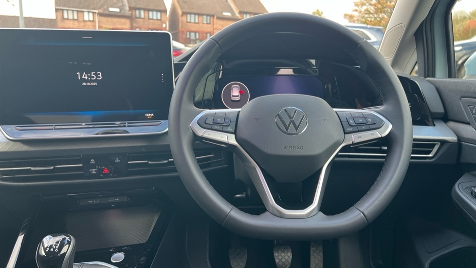 Used Volkswagen Golf 2025 for sale - 76788137: Photo 11