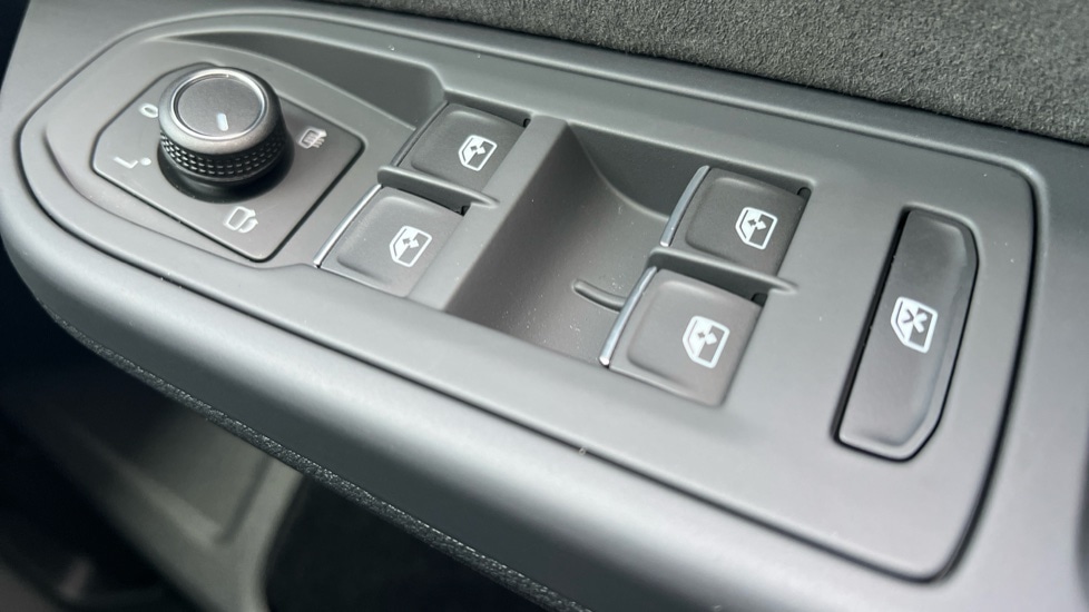 Used Volkswagen Golf 2025 for sale - 76788137: Photo 64