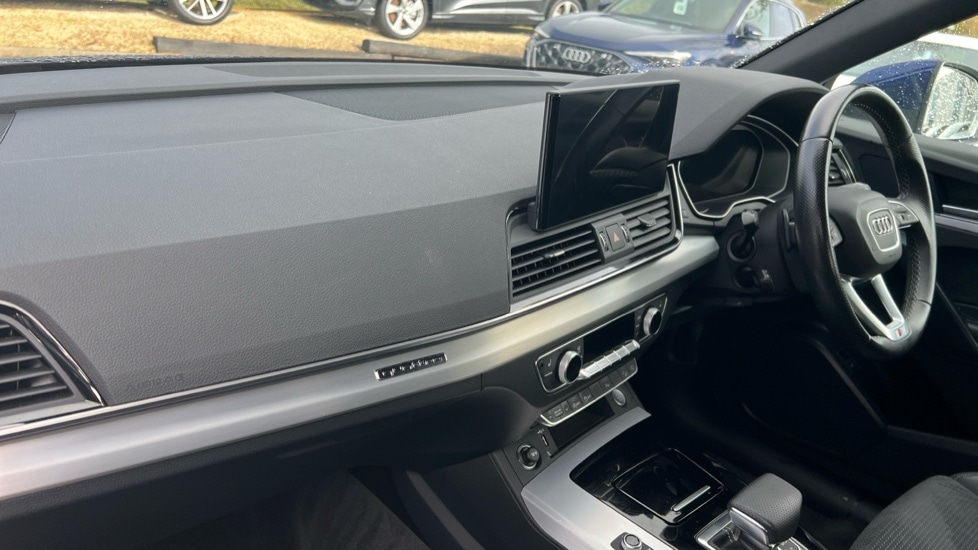 Used Audi Q5 2023 for sale - 76384338: Photo 2