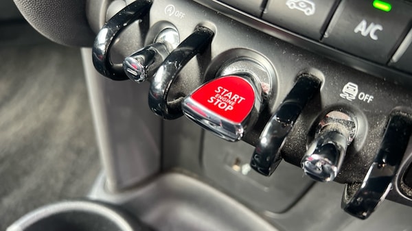 Used MINI Hatch 2021 for sale - 76289941: Photo 47
