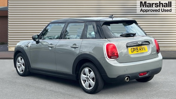 Used MINI Hatch 2021 for sale - 76289941: Photo 5