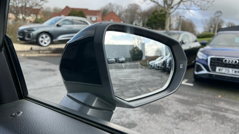 Used Audi Q2 2020 for sale - 76062048: Photo 32