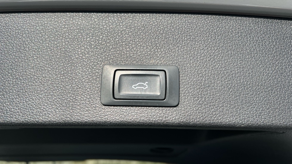 Used Audi Q2 2020 for sale - 76062048: Photo 57