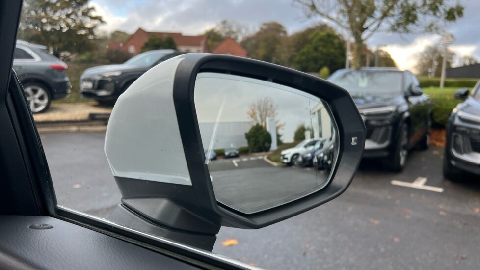 Used Audi Q3 2024 for sale - 76563824: Photo 32