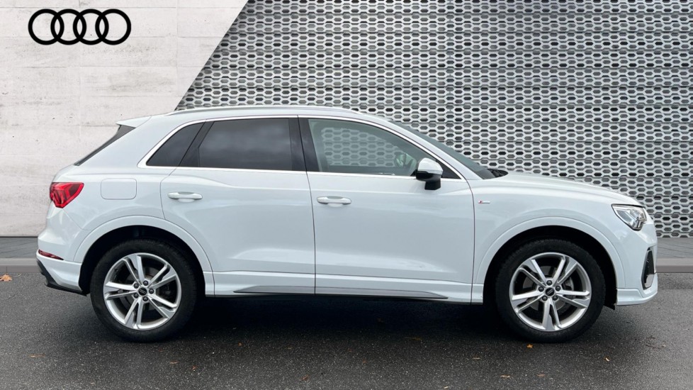 Used Audi Q3 2024 for sale - 76563824: Photo 4