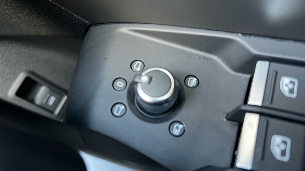 Used Audi Q3 2024 for sale - 76563824: Photo 73