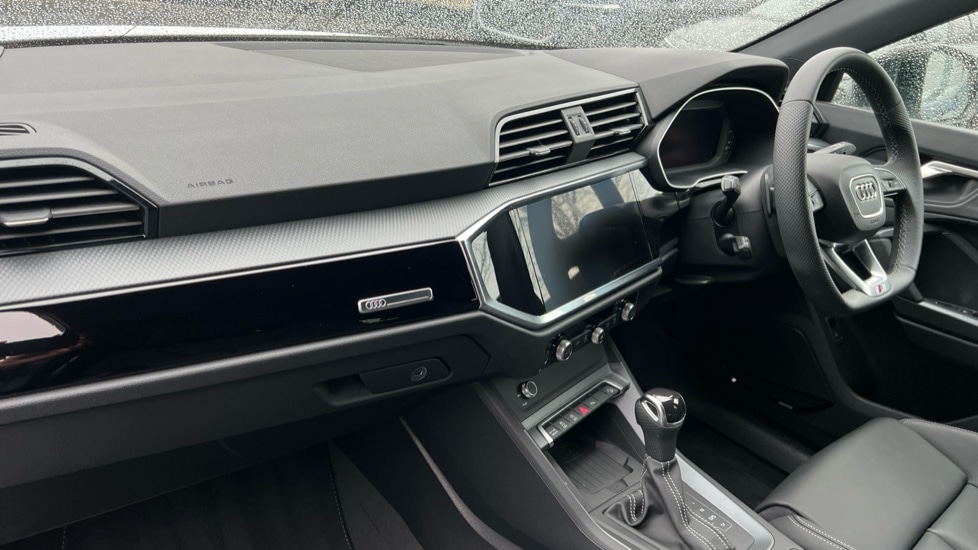 Used Audi Q3 2025 for sale - 76780240: Photo 2