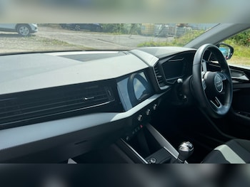 Used Audi A1 2020 for sale - 76261576: Photo 2