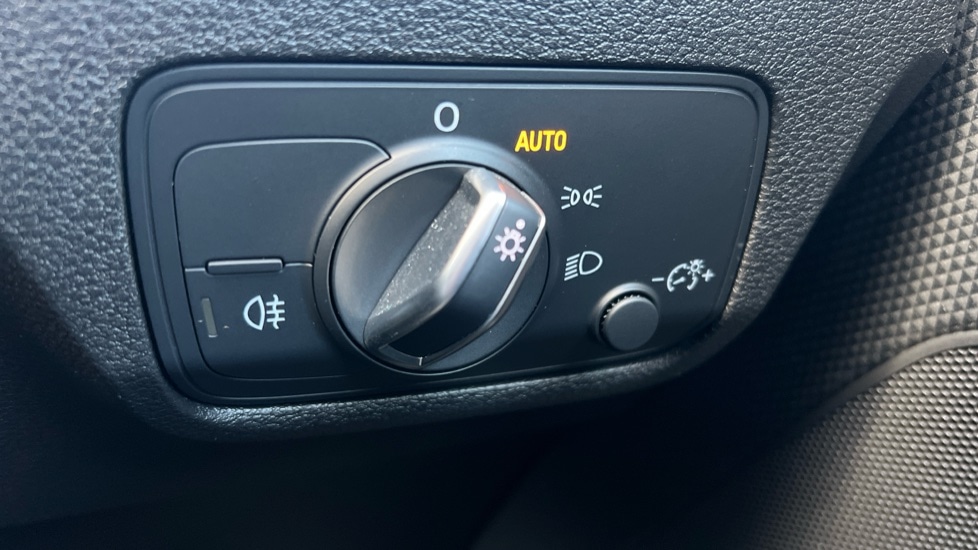 Used Audi Q2 2022 for sale - 76428169: Photo 71