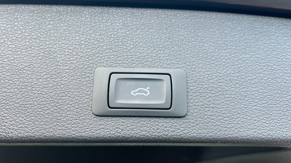 Used Audi Q2 2022 for sale - 76428169: Photo 77