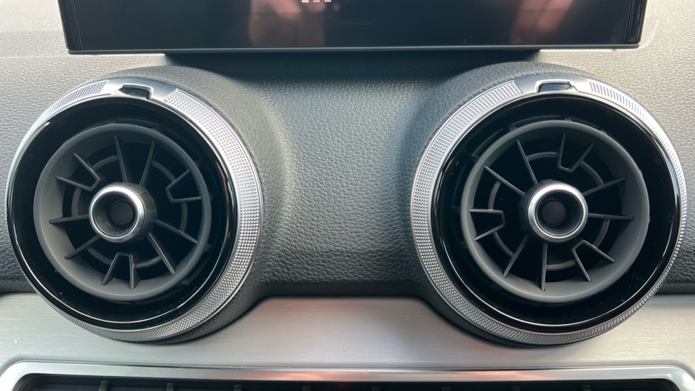 Used Audi Q2 2025 for sale - 76704395: Photo 16