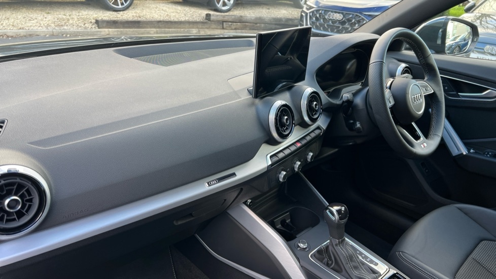 Used Audi Q2 2025 for sale - 76704395: Photo 2