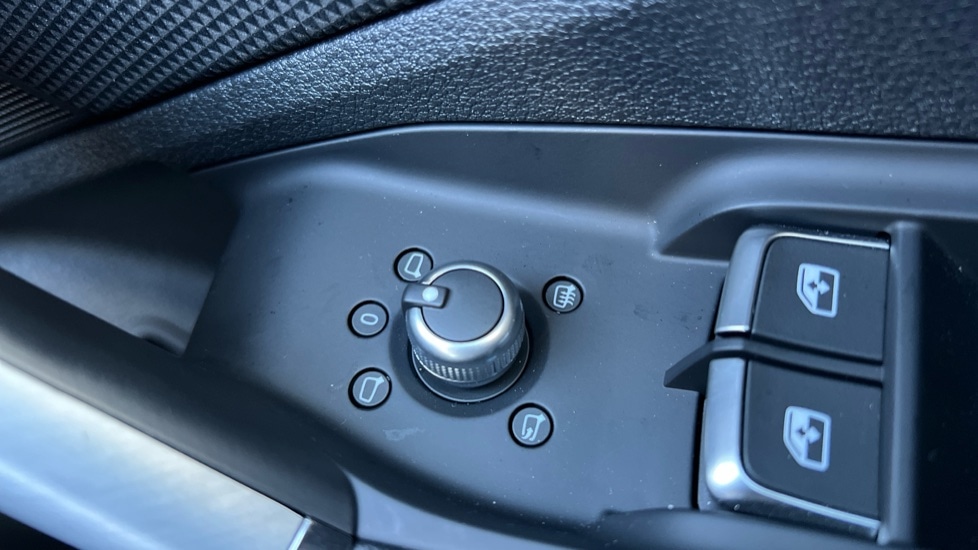 Used Audi Q2 2025 for sale - 76704395: Photo 52