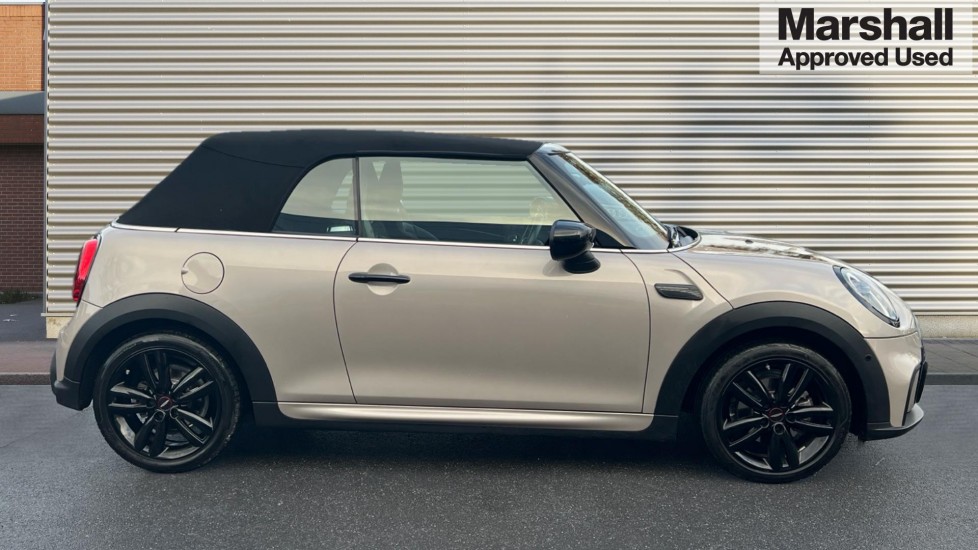 Used MINI Cooper 2021 for sale - 76393634: Photo 2