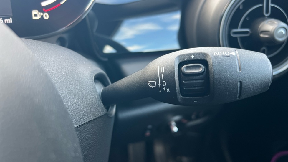 Used MINI Cooper 2021 for sale - 76393634: Photo 24