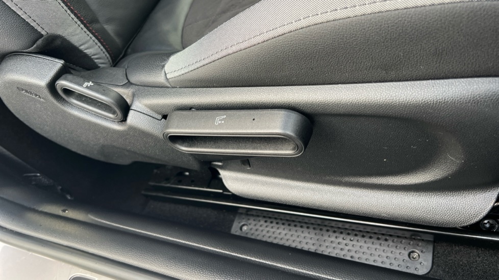 Used MINI Cooper 2021 for sale - 76393634: Photo 32