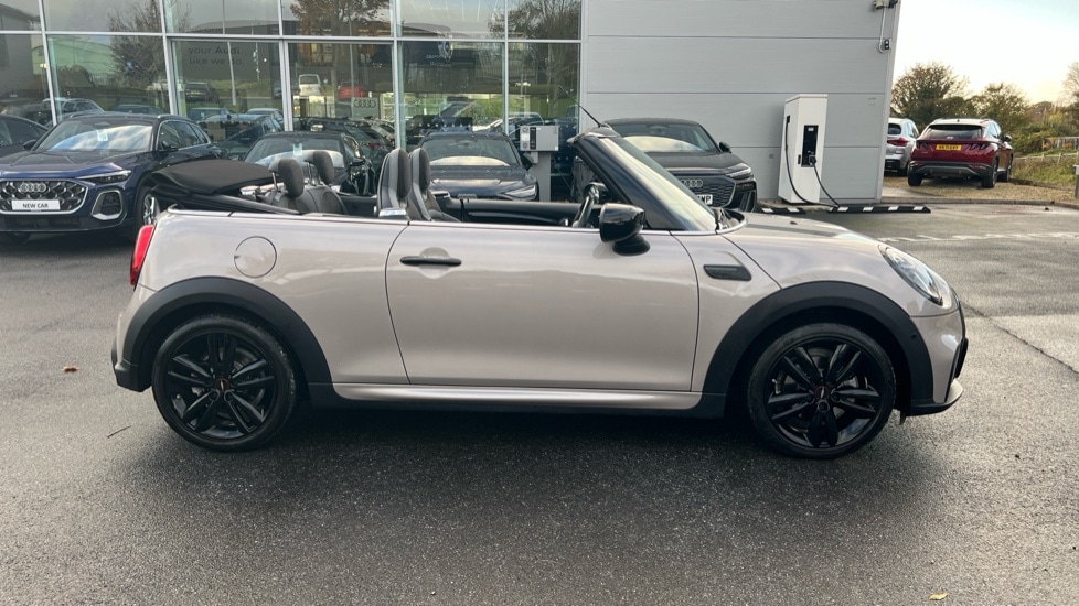 Used MINI Cooper 2021 for sale - 76393634: Photo 44