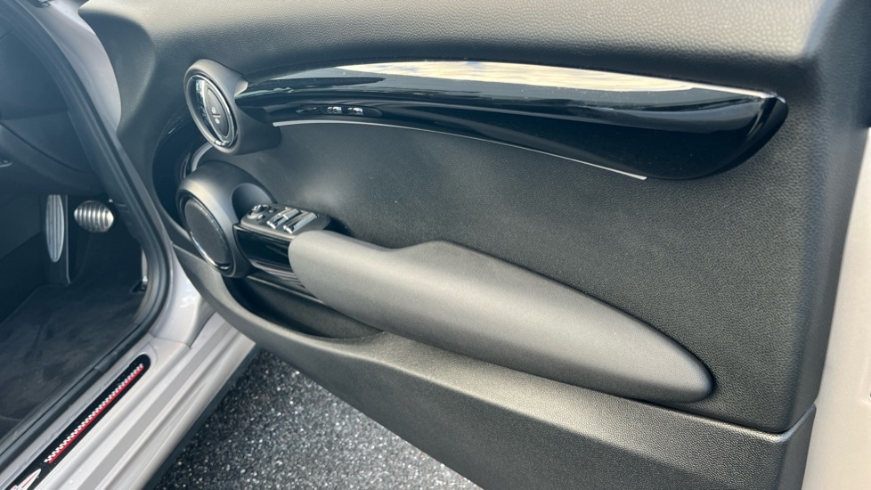 Used MINI Cooper 2021 for sale - 76393634: Photo 57