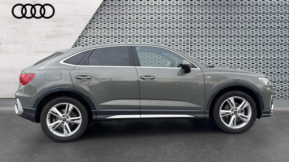 Used Audi Q3 2025 for sale - 76874988: Photo 4