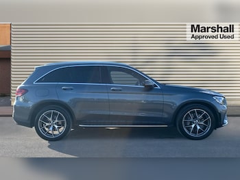 Used Mercedes-Benz GLC 2019 for sale - 77082634: Photo