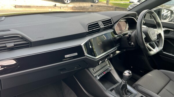 Used Audi Q3 2023 for sale - 76140397: Photo 2