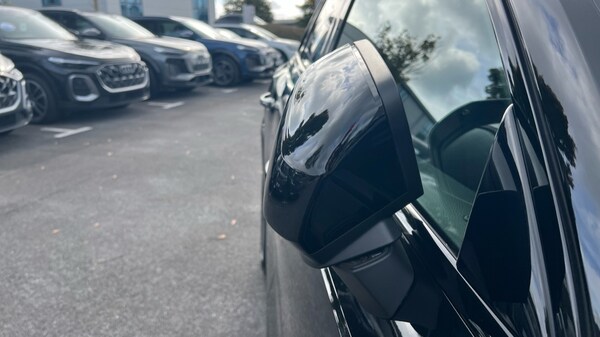 Used Audi Q3 2023 for sale - 76140397: Photo 63