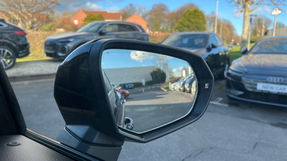 Used Audi Q3 2025 for sale - 76704480: Photo 32