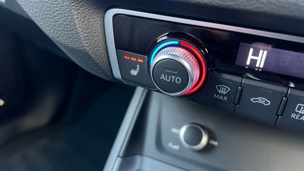 Used Audi Q3 2025 for sale - 76704480: Photo 47