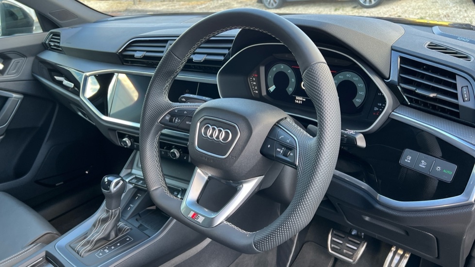 Used Audi Q3 2025 for sale - 76704480: Photo 6