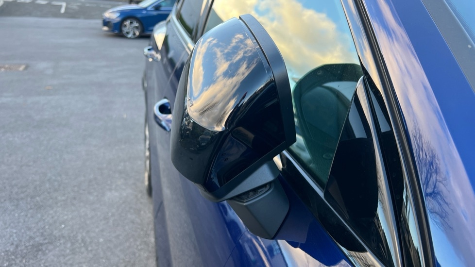 Used Audi Q3 2025 for sale - 76704480: Photo 64