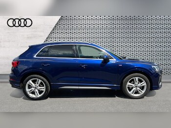Used Audi Q3 2023 for sale - 75409578: Photo