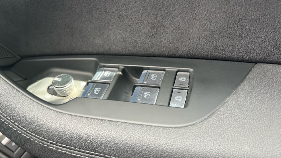 Used Audi RS7 2022 for sale - 76025360: Photo 28