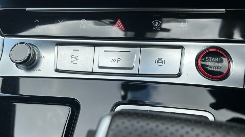 Used Audi RS7 2022 for sale - 76025360: Photo 68