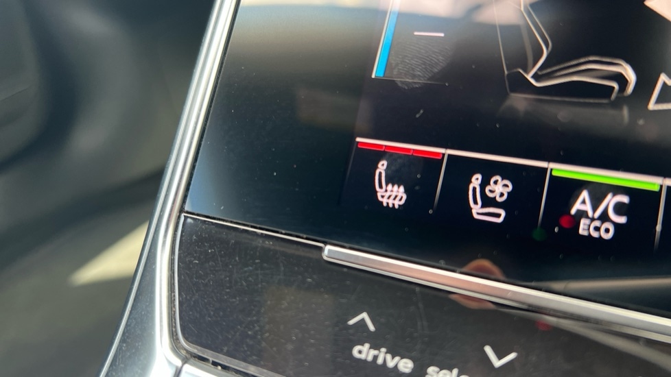 Used Audi RS7 2022 for sale - 76025360: Photo 77