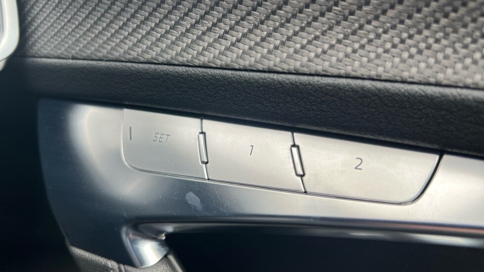 Used Audi RS7 2022 for sale - 76025360: Photo 86